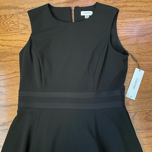 Calvin Klein Black Sleeveless Dress - Picture 3 of 7